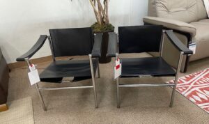 Lounge Chair Herman Miller Black Leather (refurbished) Silver Tone Metal Frame L 24 x W 26 x H 23