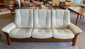 Stressless Buckingham Three Seat High Back Sofa Paloma Light Grey Leather Teak Wood Tone W 90.6 x D 31.9 x H 40.6