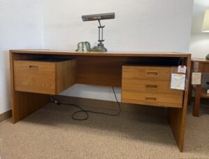 Executive Desk Mobler Made in Denmark Teak Wood 4 Drawers L 60.75 x D 27.75 x H 30
